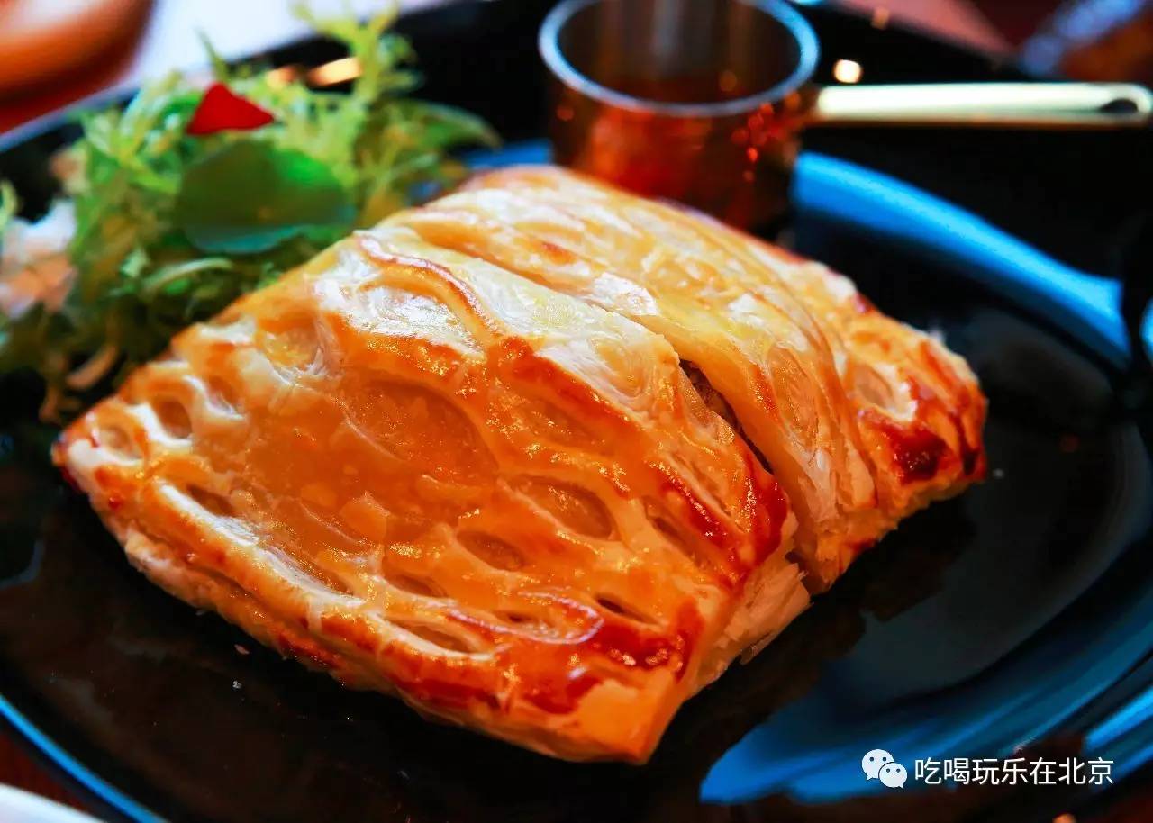 三里屯的这家店,让我甘心被“无人头”戏弄