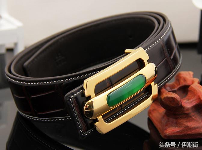 这才是男人的选择，高品质有档次的皮带代表了男性的阳刚和力量