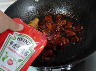 无锡特产美食酱排骨,无锡名菜排骨