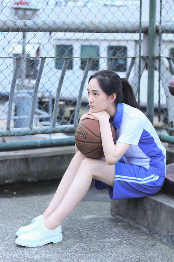 95后小花关晓彤张雪迎,张雪迎演技惊人秒杀关晓彤