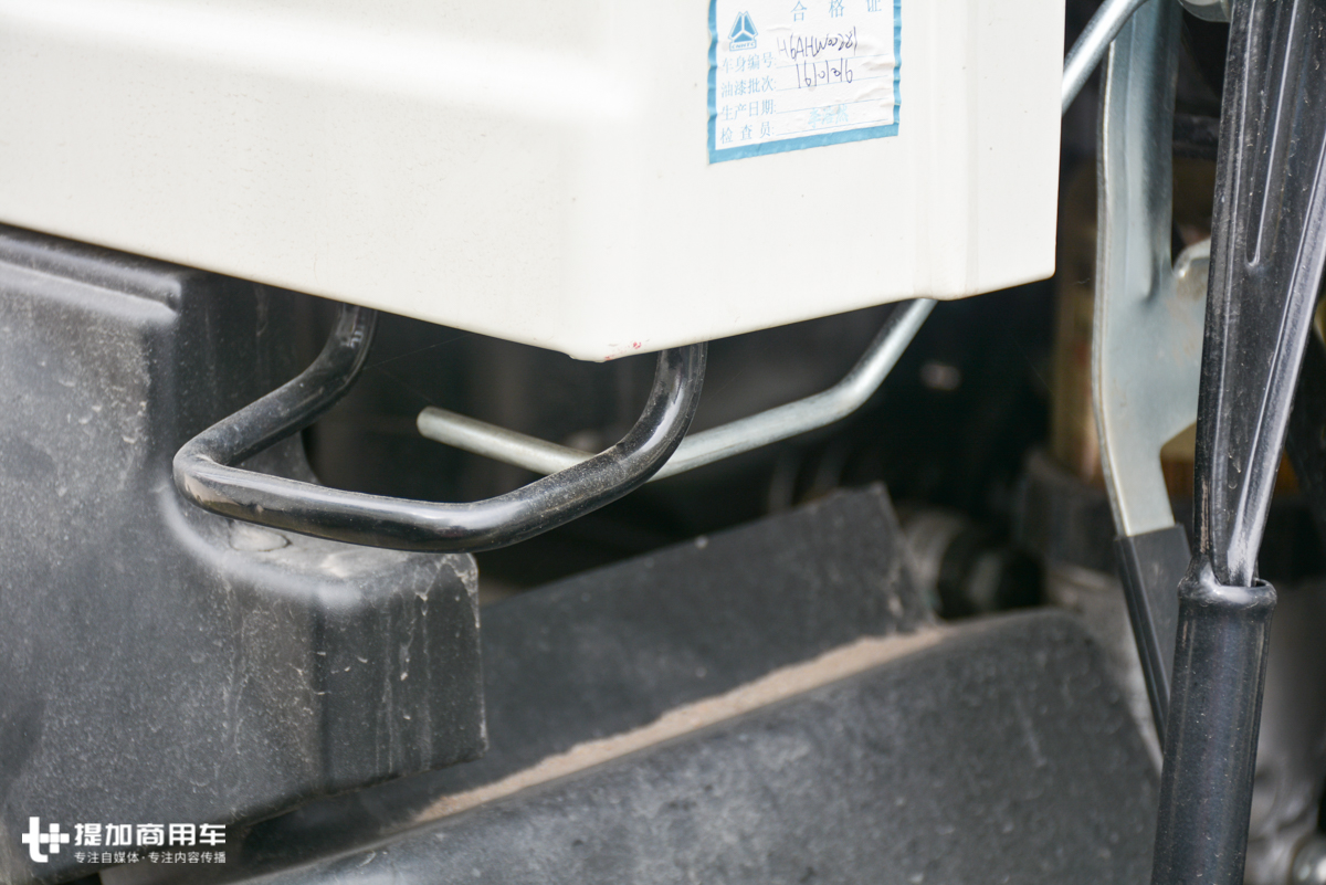 轻卡蓝牌搅拌车,商用混凝土搅拌车多少钱一台