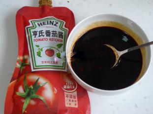 无锡特产美食酱排骨,无锡名菜排骨