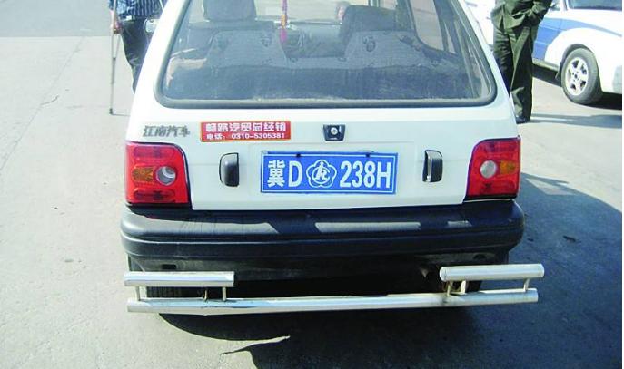 车牌颜色不同分别代表着什么,车牌颜色学问大各种颜色都代表啥