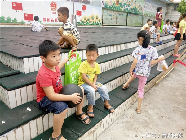 学生开学缴费清单,又到了开学季交学费的时候图片