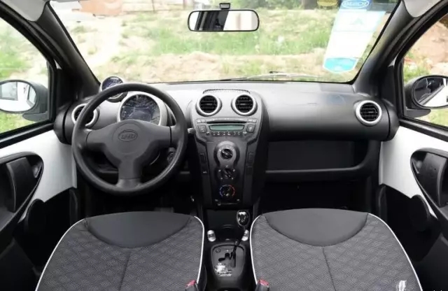 穷人必买的省心4款车国产车,这4款车好开又实用