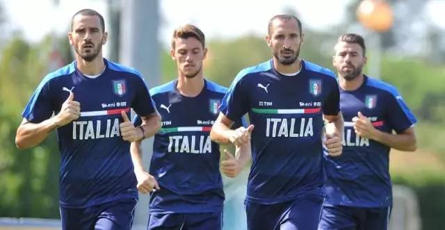 真料在手，机构变化只是浮云荷兰三老真能折腾法兰西大球场？