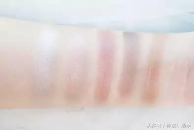 怎样买个实用便宜的化妆台,只要一百块就能搞定的彩妆