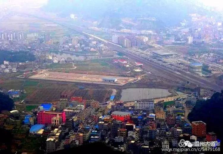 乐清白石凤凰山在哪,乐清白石山上好玩的地方