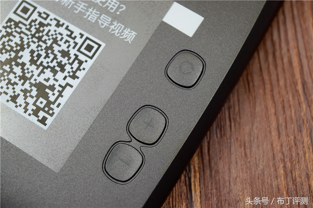 如何将手机hud投屏到汽车,全语音导航控制