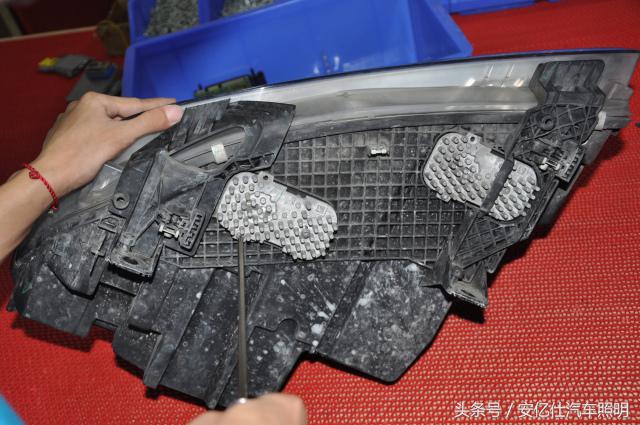 宝马x5用的什么透镜,宝马x5改四透镜大灯