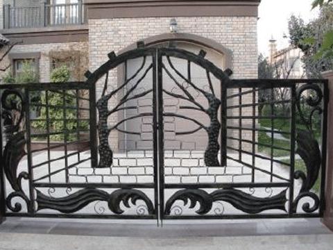 大门朝向风水有什么讲究的,院子大门的朝向西北风水