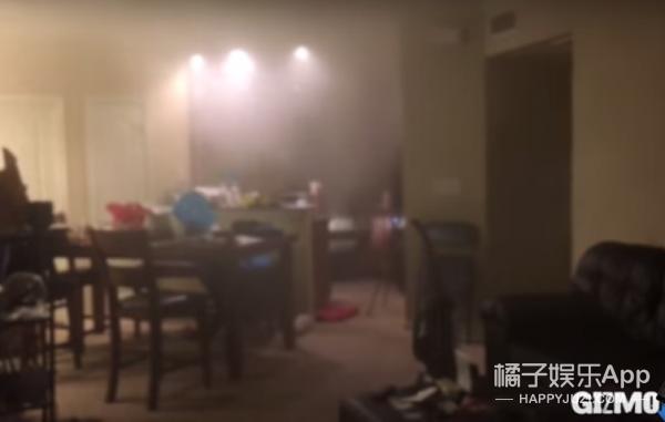 他把iPad放进烤箱：你猜苹果能禁得住“烤”验么？