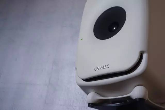 真力音箱g系列 (真力音箱深灰色)