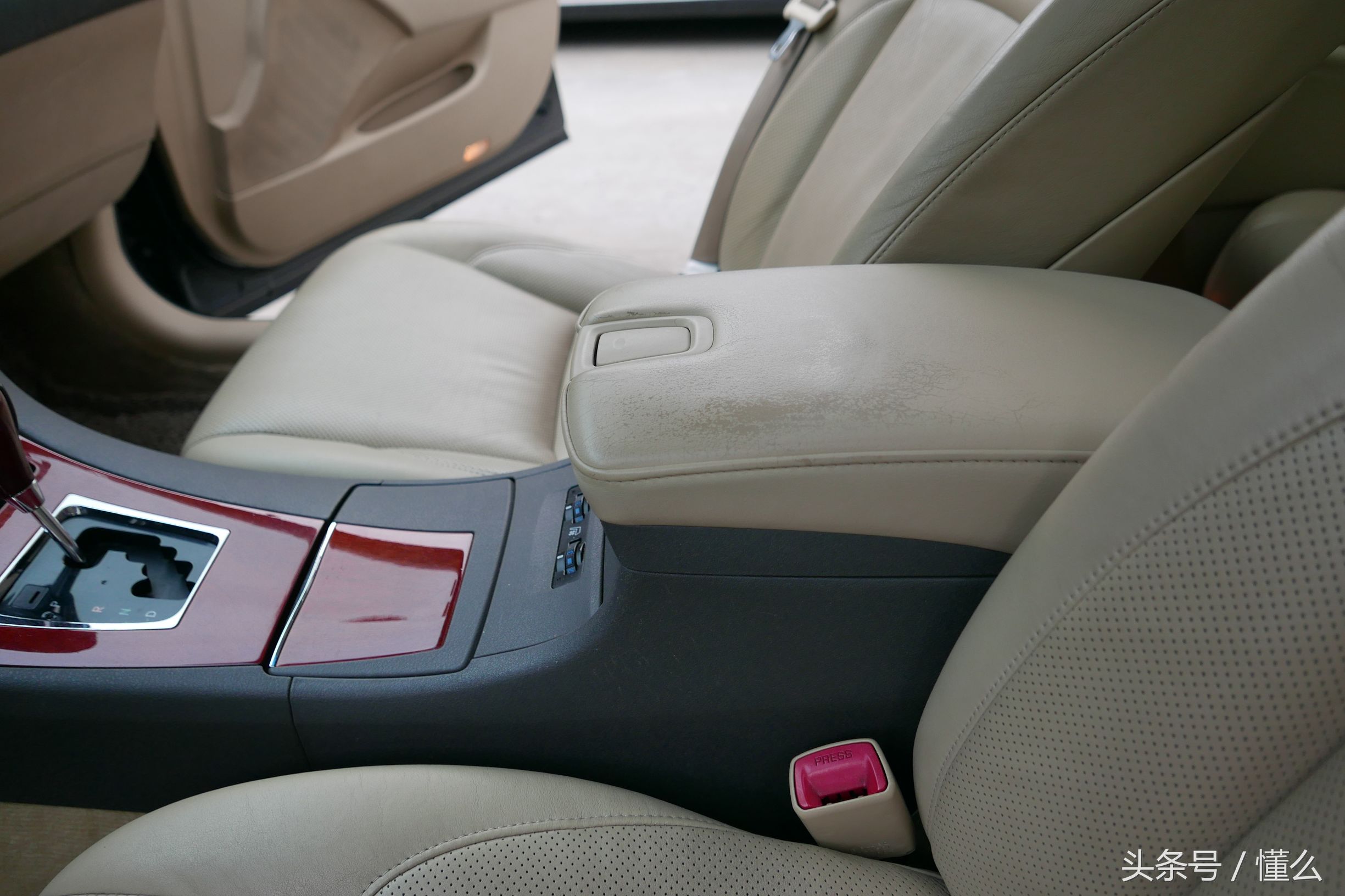 雷克萨斯es350平行进口讲解,雷克萨斯es350用原厂件翻新