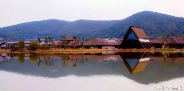 拈花湾中国心灵度假目的地,拈花一笑清风徐来的意思