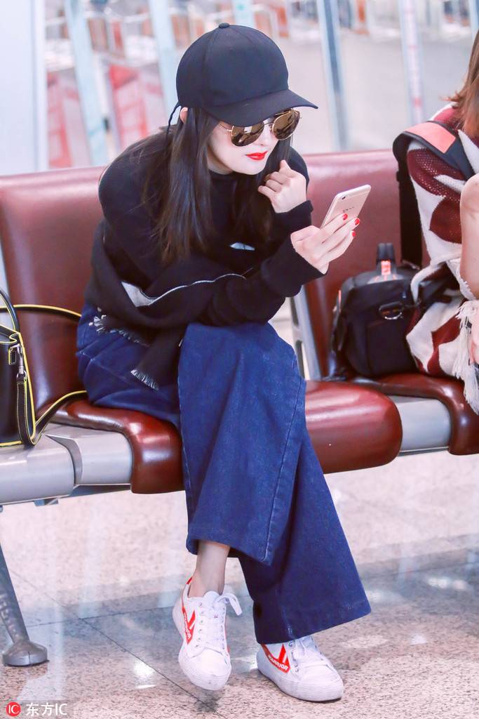 皮毛一体鞋杨幂同款拖鞋,毛阿敏穿拖鞋粤语版