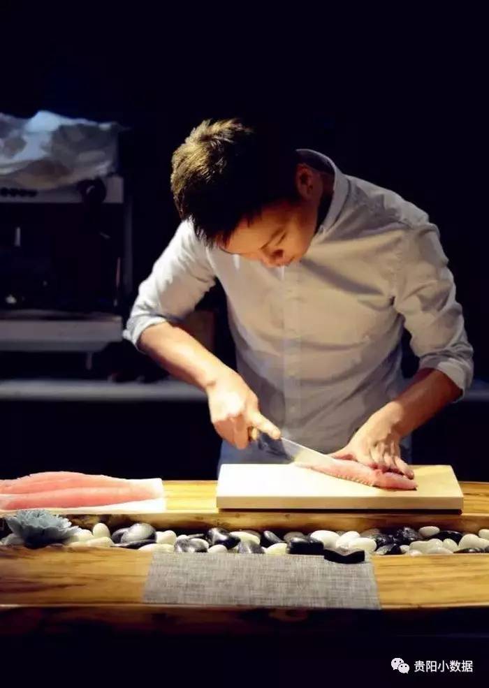 贵阳有哪些人气高的酒吧,贵阳xs酒吧消费价格多少