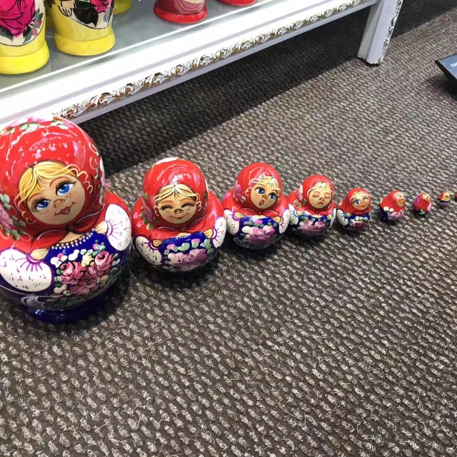 学姐学长的朋友圈,飞过一整个世界