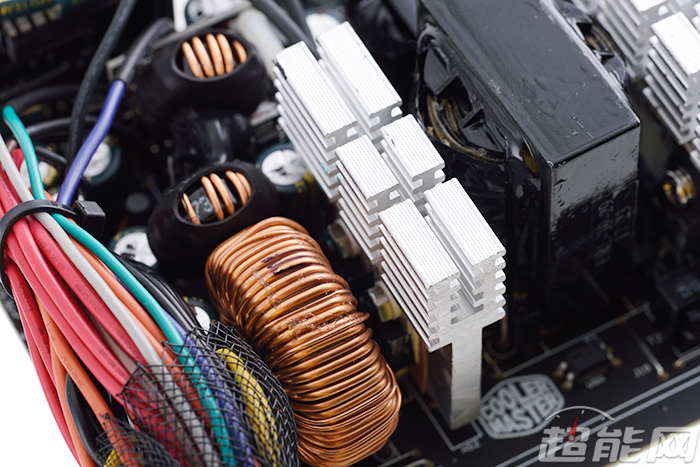 酷冷至尊mwe600电源,酷冷至尊mwe铜牌450w