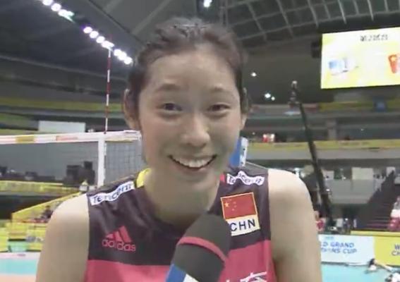 郎平朱婷天津重聚视频,郎平与女儿温馨相聚纽约