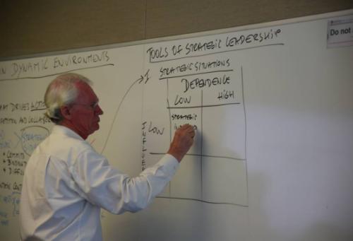 华制国际报道新科技,新模式,-青腾海外游学之硅谷思路