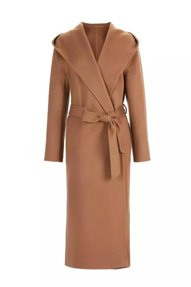 刘雯同款鞋子是什么牌子,刘雯最火的一双鞋