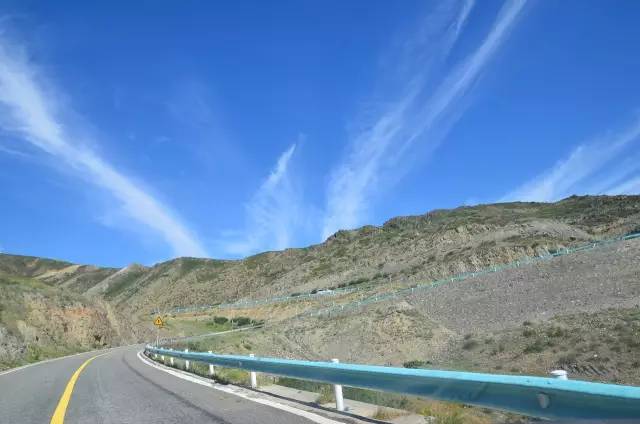 带着老伴穷游,开房车带老伴穷游