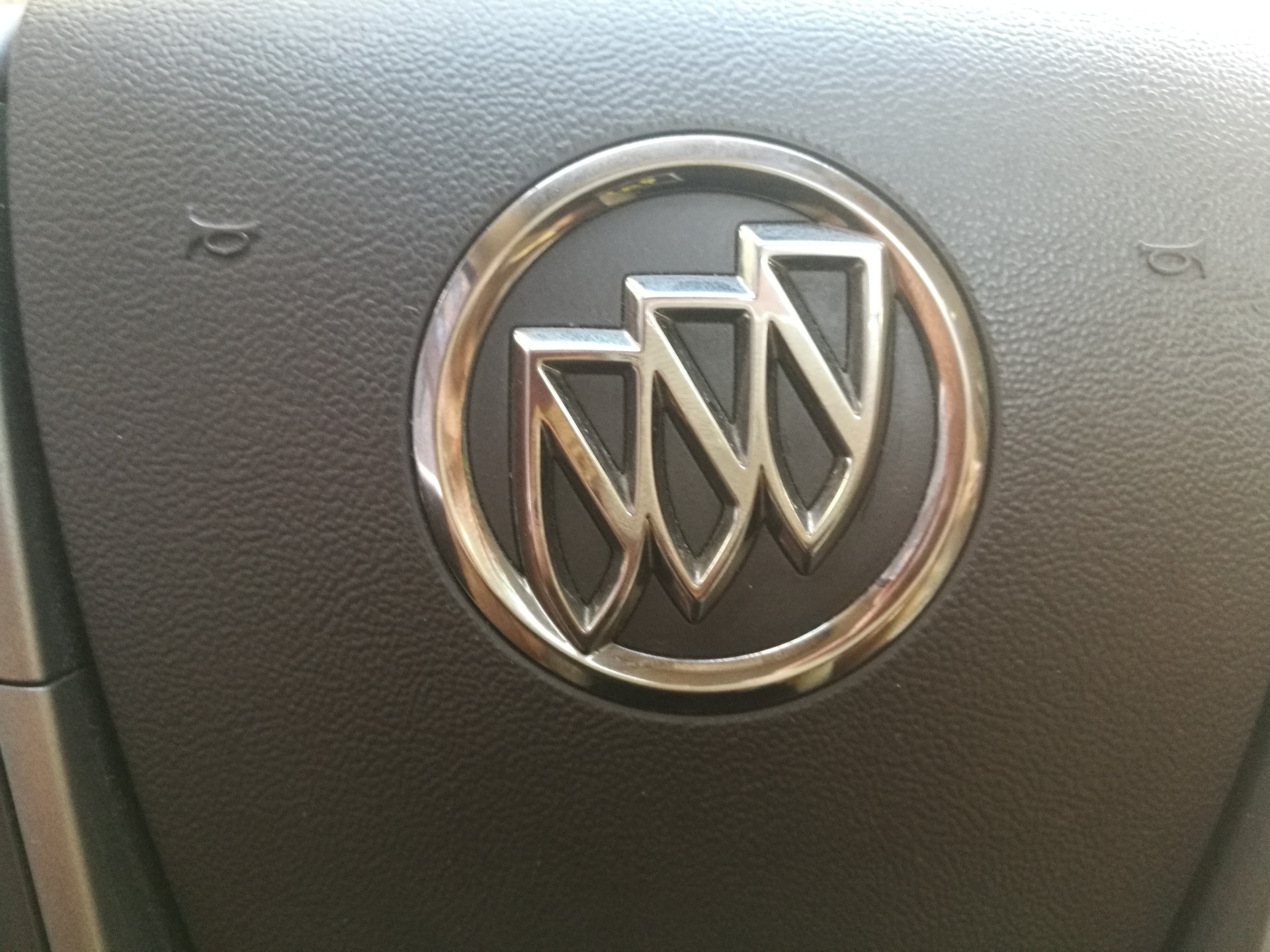 别克君越8万公里需要做哪些保养,老别克君越用车