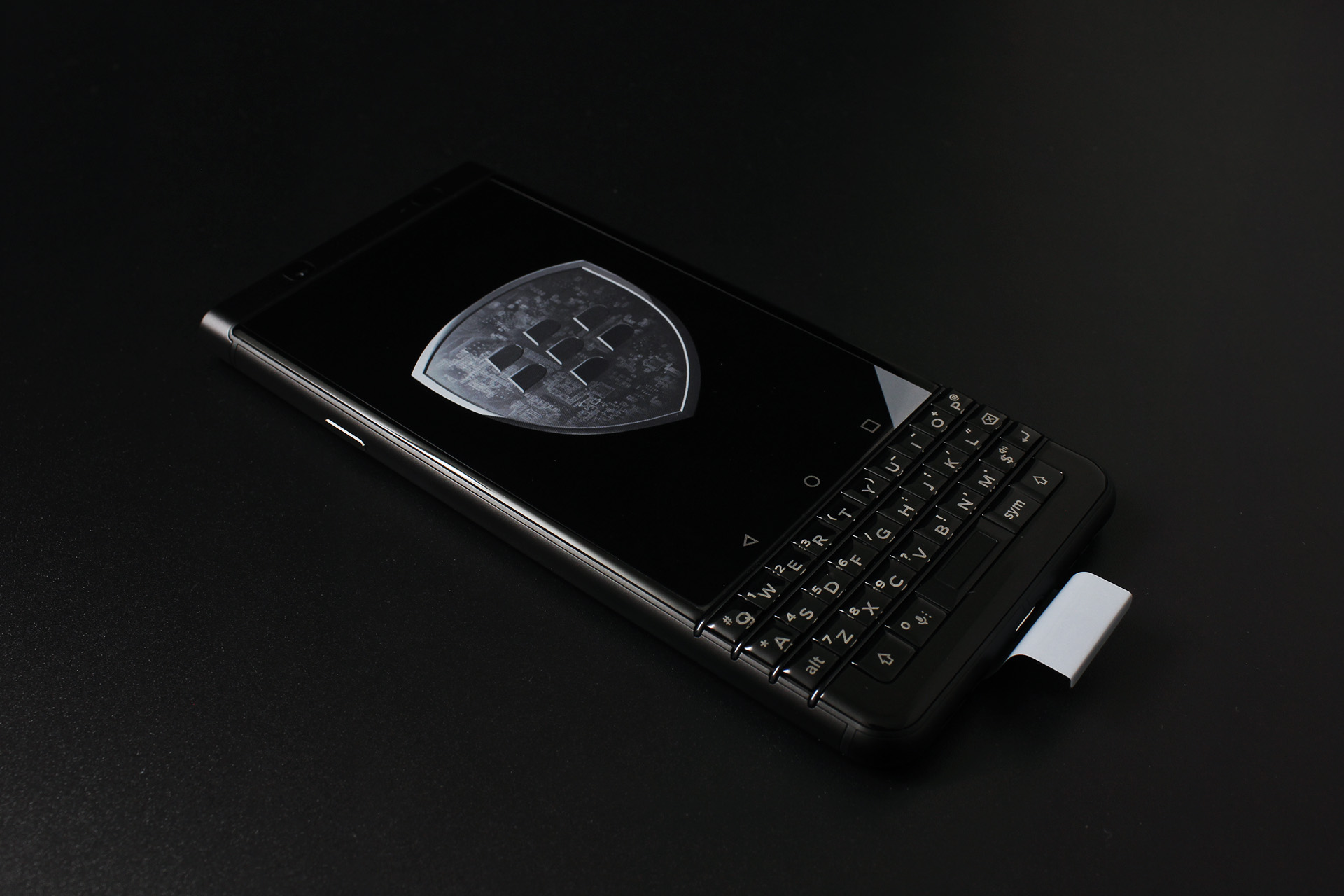 黑莓keyone还能用得住吗,黑莓keyone精英版开箱