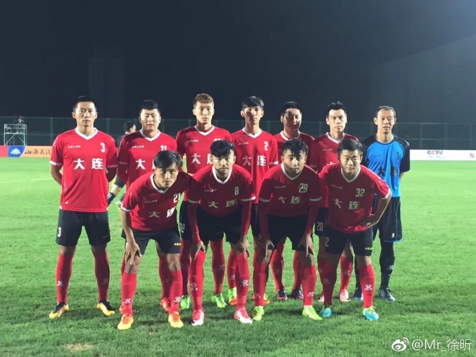 大连金靴,足球十大中锋巴斯滕