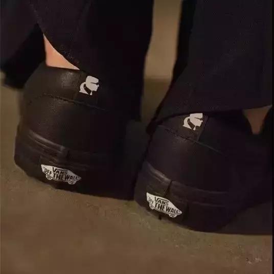 值得入手的联名vans,karllagerfeld鞋什么价