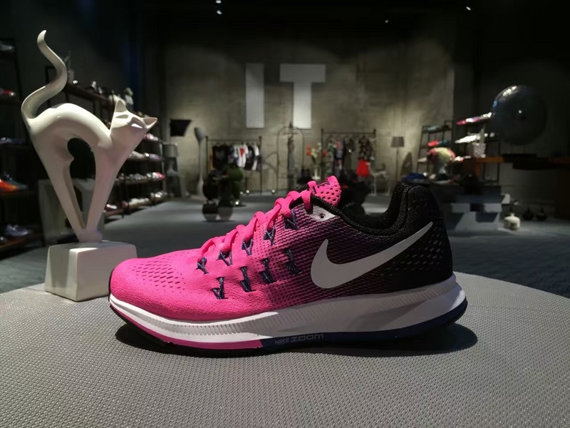 nike登月跑鞋适合跑步吗,nike登月鞋适合夏天穿吗