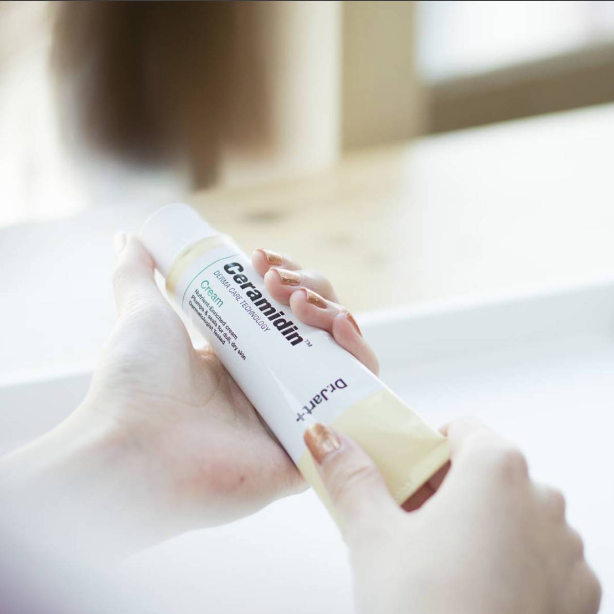 30岁以上敏感肌紧致抗皱面霜平价,秋季清爽滋润面霜排行榜推荐图片