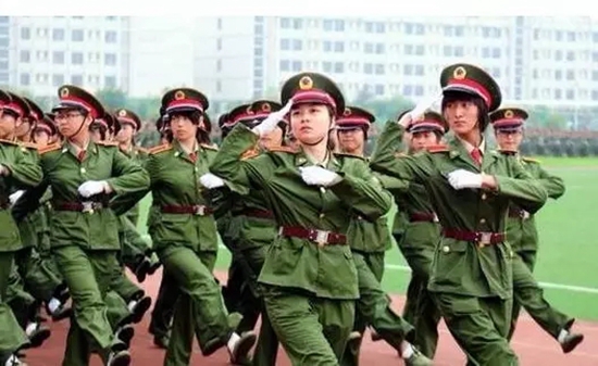 中学生军训的意义与重要性,军训教官调皮的重要性