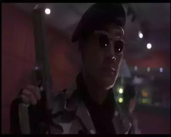 李连杰最猛的一部电影鼠胆龙威,李连杰的鼠胆龙威