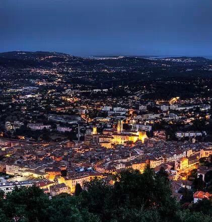 格拉斯小镇,格拉斯玫瑰小镇