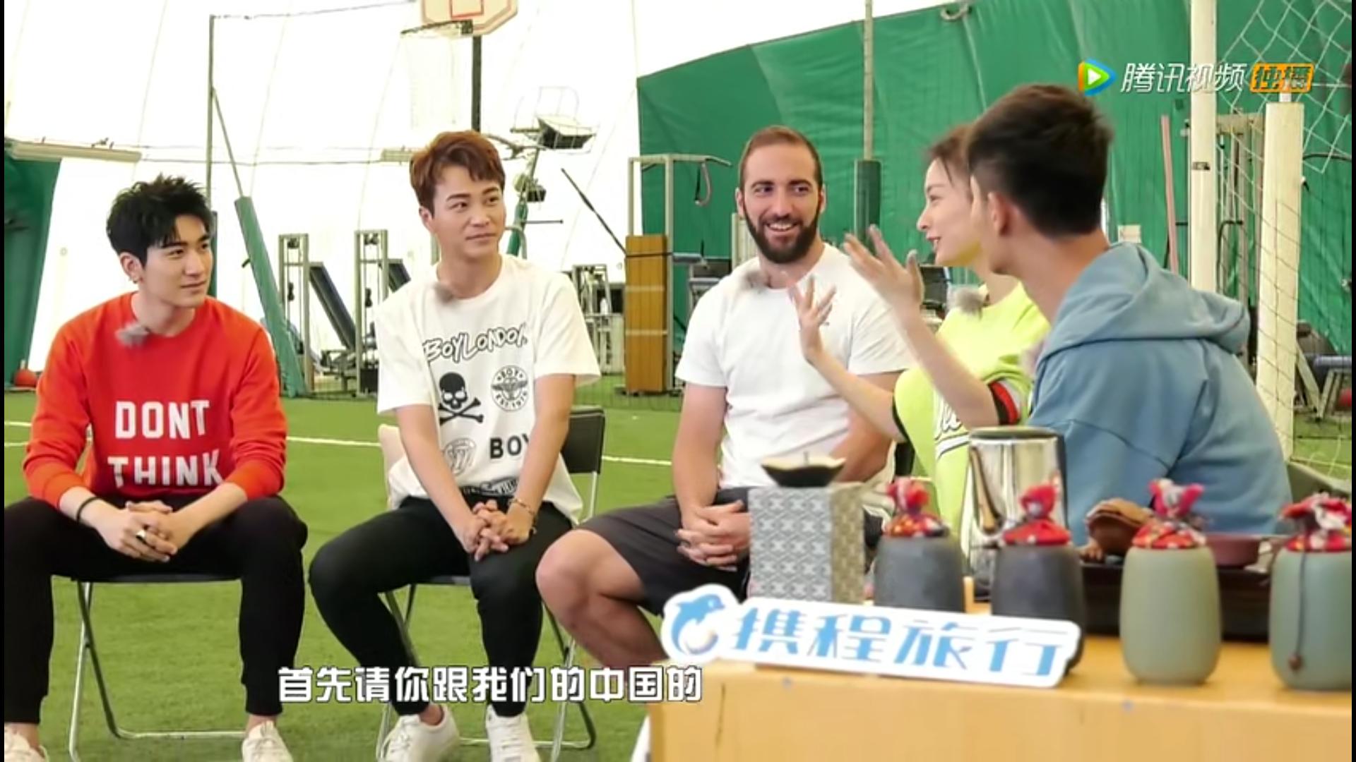 何炅谢娜吴昕离开大本营了吗,离开快本的吴昕