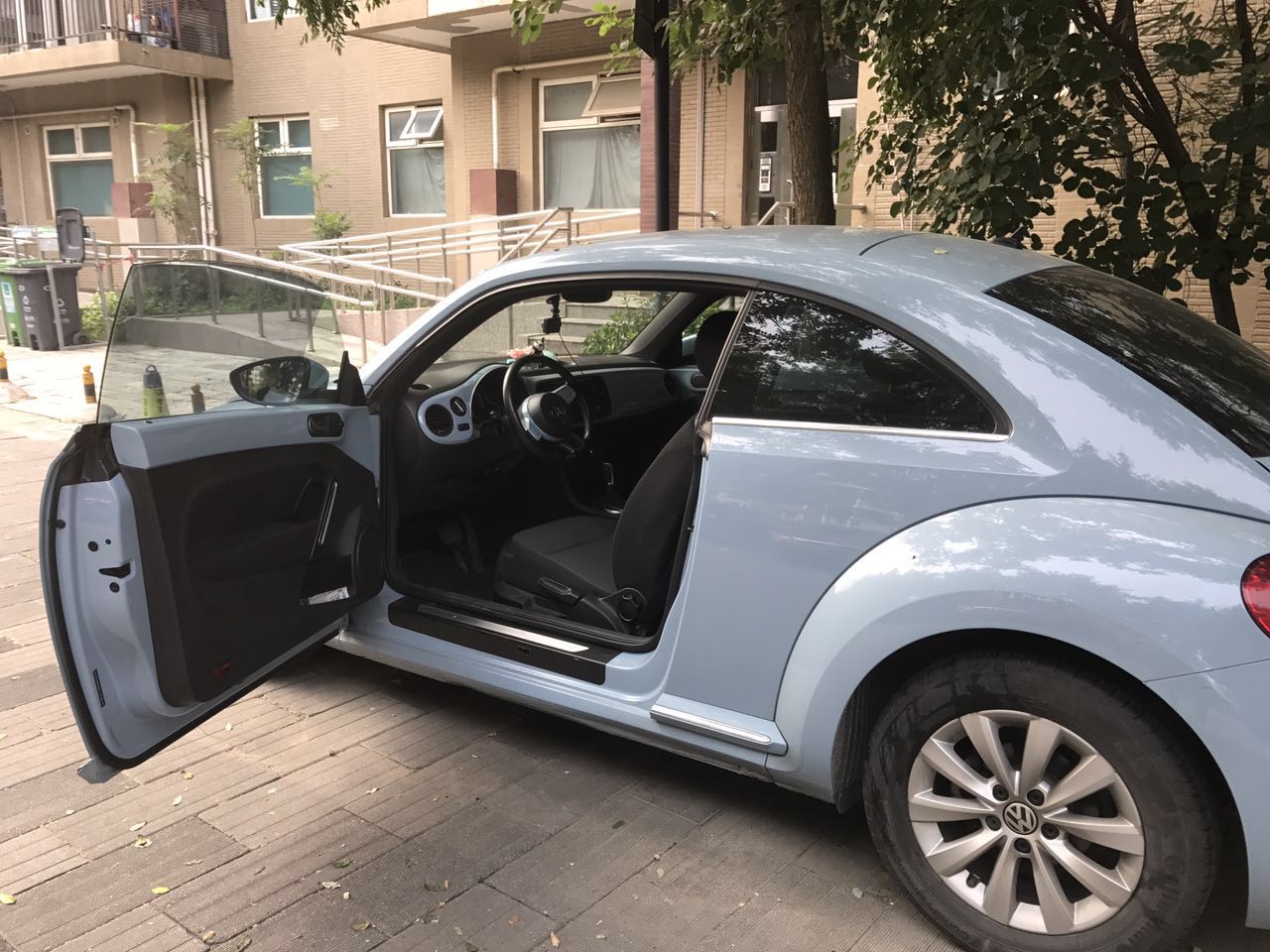 试驾2015款甲壳虫:曾经辉煌的甲壳虫如今还会为大众带来什么?