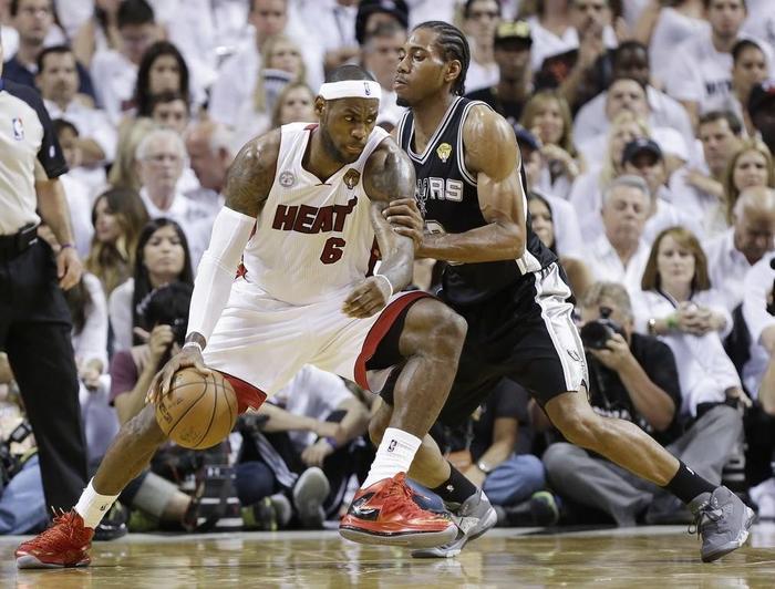 10年代fmvp,冠军战靴fmvp