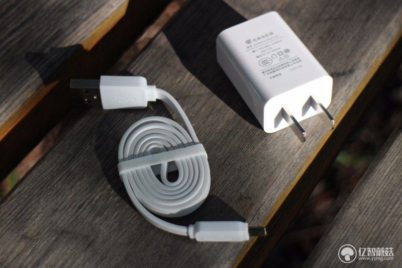 usmile声波电动牙刷如何使用,电动牙刷测评usmile智能声波