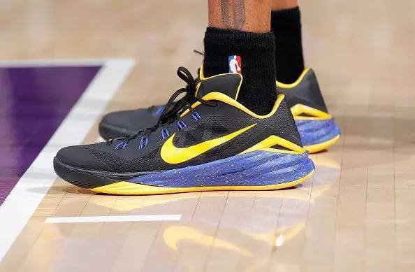 盘点近十年fmvp,近十年fmvp上脚球鞋