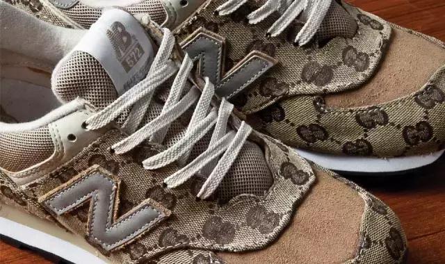 嘻哈起源于贫民窟,嘻哈服装发展