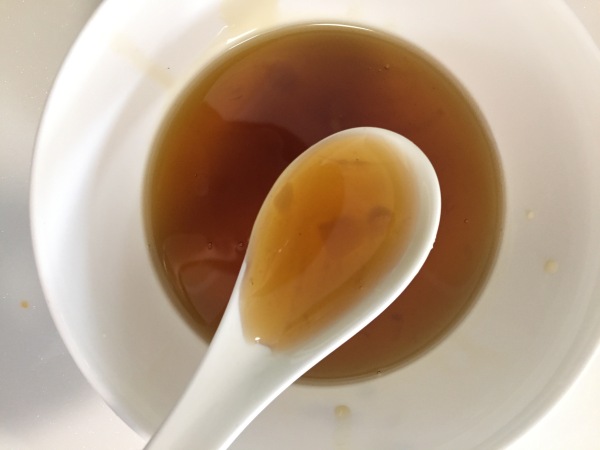 蜂蜜怎么买才是正宗,怎么购买真正的蜂蜜