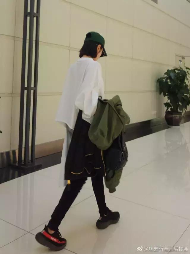 关晓彤有没有买到假的奢侈品,关晓彤卖鞋