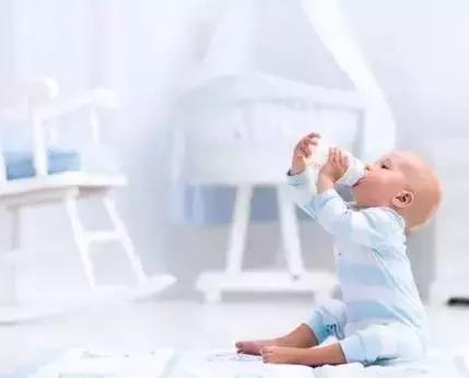 11个月的宝宝不吃奶粉怎么办,混养的宝宝突然不吃奶粉怎么办