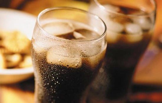 孕妇能每天喝榨汁机榨的果汁吗,孕妇可以喝各种鲜榨蔬果汁