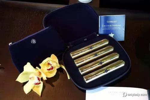 月入3千和月入3万的女生，用的护肤品有什么差别？