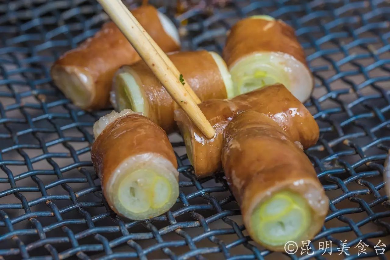 昆明每天蘸水500份的羊肉馆,昆明排名前十烧烤