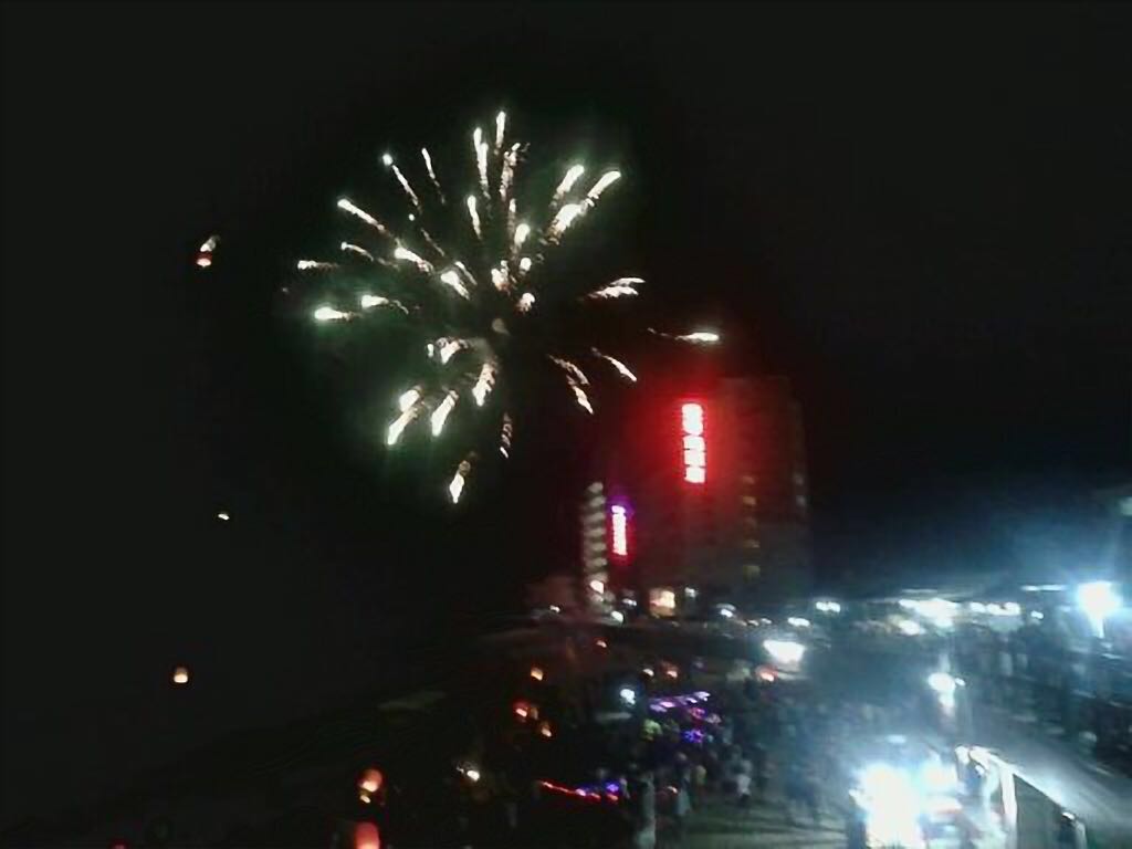 沙扒湾之旅：服务员端上来的菜让我蒙圈，被别人吃过的？