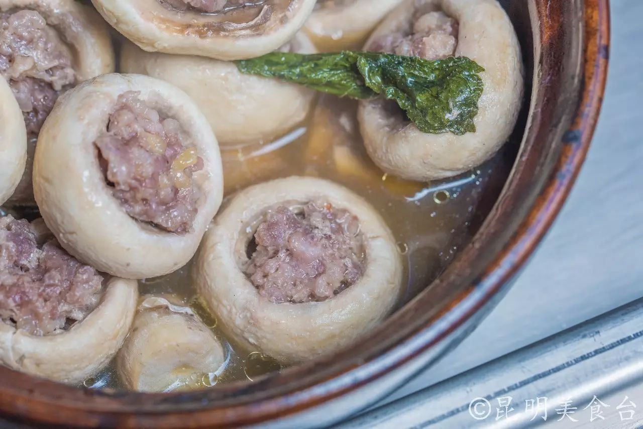 昆明每天蘸水500份的羊肉馆,昆明排名前十烧烤